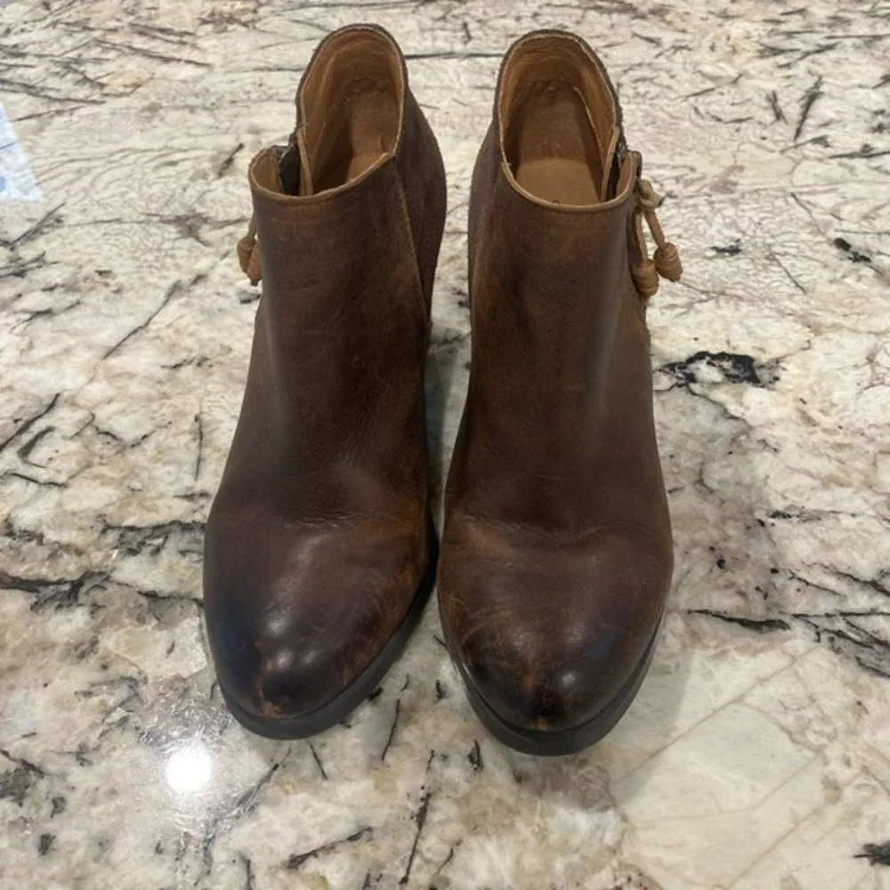 Sperry Dasher Lille Ankle Bootie Brown‎ Leather in Size 7.5
